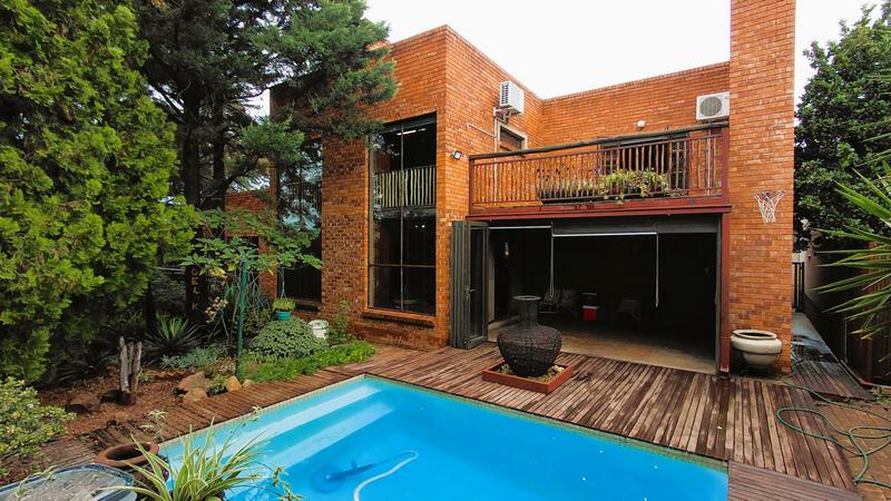 4 Bedroom Property for Sale in Pellissier Free State